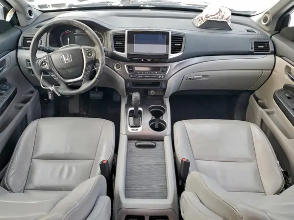 5FNYF6H52HB024172 2017 HONDA PILOT - Image 8