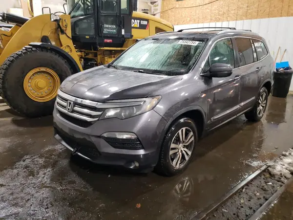 5FNYF6H52HB024818 2017 HONDA PILOT - Image 1