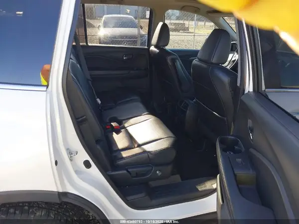 5FNYF6H52HB029968 2017 HONDA PILOT - Image 8