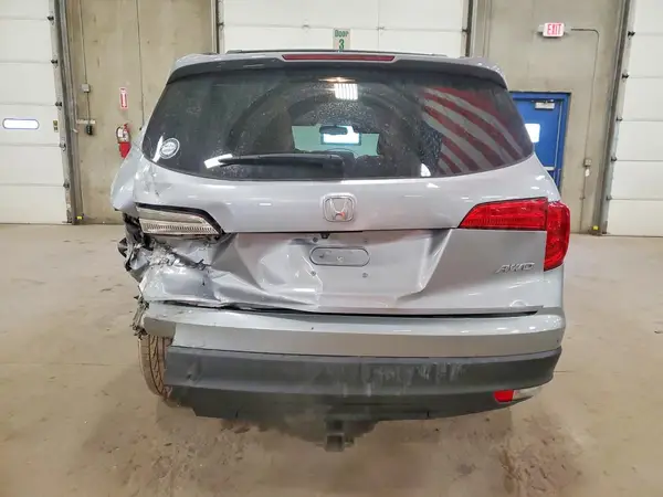 2017 HONDA PILOT auction photo 6