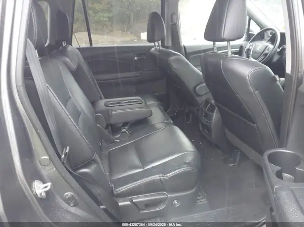 5FNYF6H52HB046107 2017 HONDA PILOT - Image 8