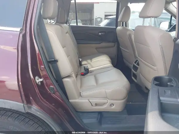 5FNYF6H52HB053204 2017 HONDA PILOT - Image 8