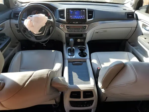 5FNYF6H52HB055583 2017 HONDA PILOT - Image 8