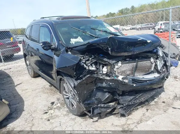 5FNYF6H52HB056863 2017 HONDA PILOT - Image 1