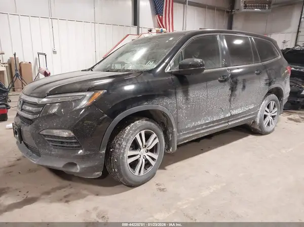 5FNYF6H52HB062114 2017 HONDA PILOT - Image 2