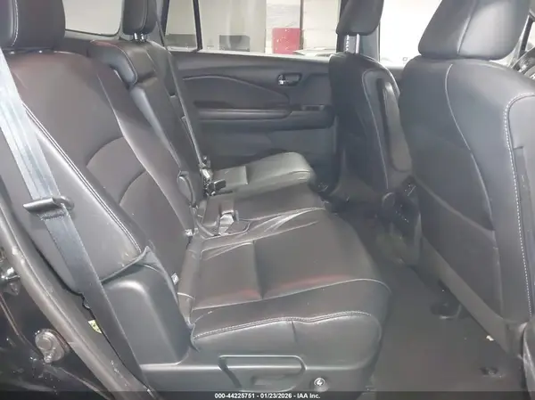 5FNYF6H52HB062114 2017 HONDA PILOT - Image 8