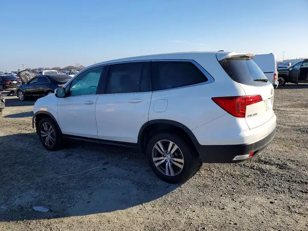 5FNYF6H52HB074604 2017 HONDA PILOT - Image 2