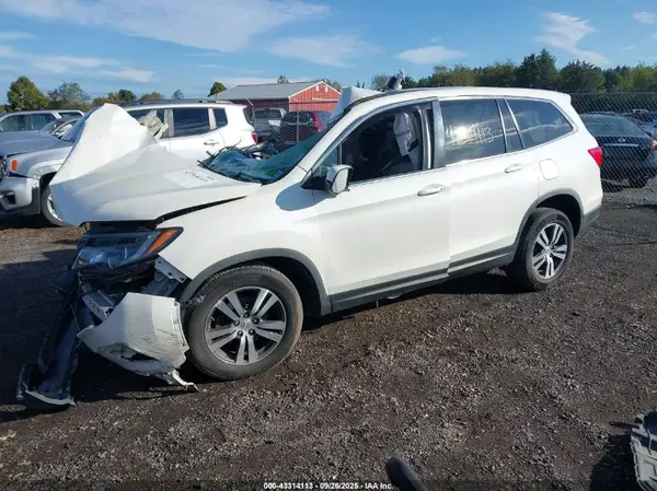 5FNYF6H52HB085022 2017 HONDA PILOT - Image 2