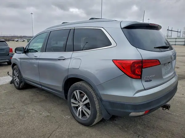 5FNYF6H52HB103471 2017 HONDA PILOT - Image 2