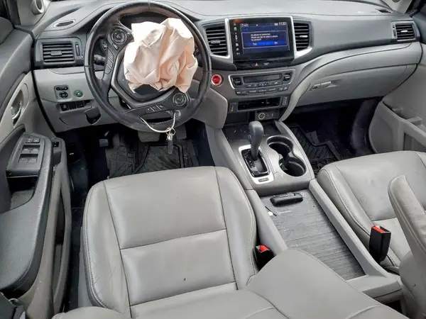5FNYF6H52HB103471 2017 HONDA PILOT - Image 8
