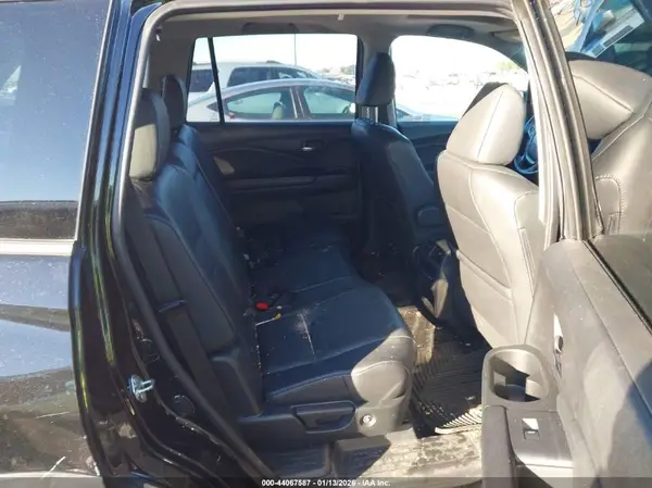 5FNYF6H52JB009273 2018 HONDA PILOT - Image 8