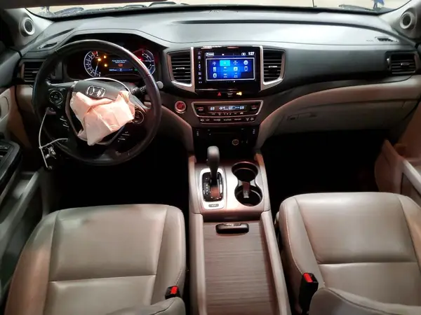 5FNYF6H52JB010343 2018 HONDA PILOT - Image 8