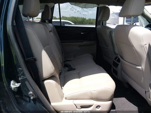 5FNYF6H52JB012660 2018 HONDA PILOT - Image 8