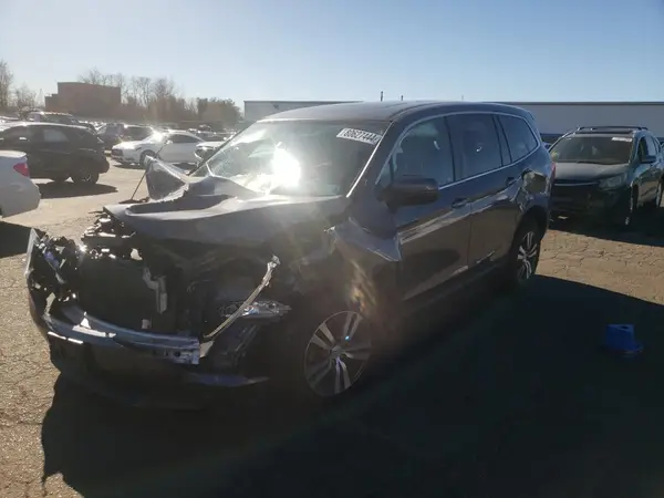 5FNYF6H52JB014389 2018 HONDA PILOT - Image 1