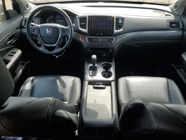5FNYF6H52JB017857 2018 HONDA PILOT - Image 8