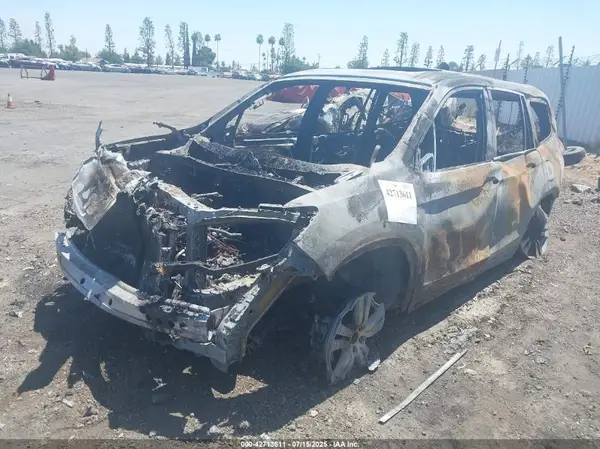 5FNYF6H52JB029359 2018 HONDA PILOT - Image 2