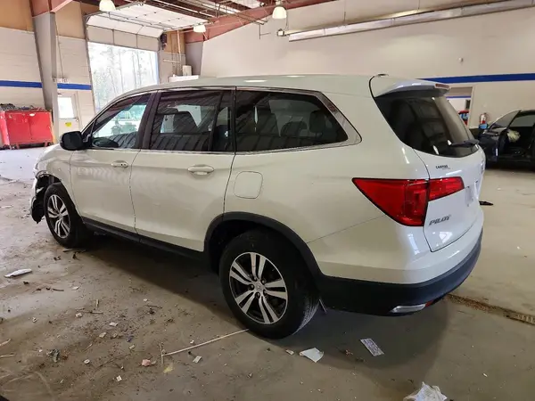 5FNYF6H52JB036117 2018 HONDA PILOT - Image 2