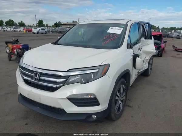 5FNYF6H52JB054925 2018 HONDA PILOT - Image 2