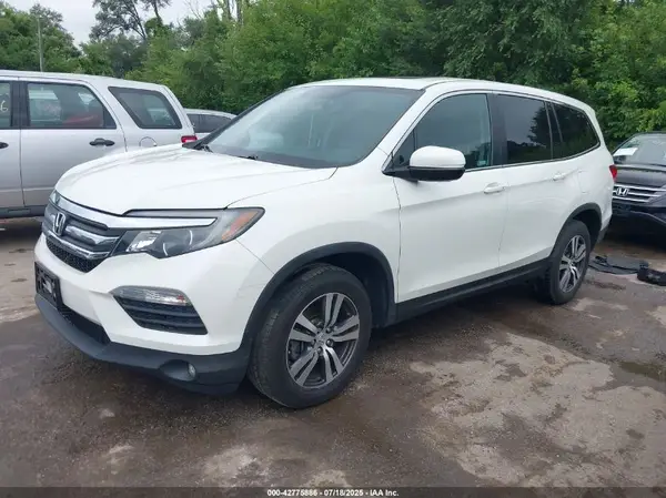 5FNYF6H52JB057100 2018 HONDA PILOT - Image 2