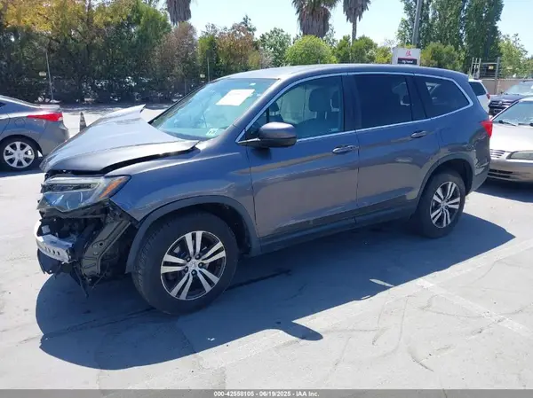 5FNYF6H52JB062393 2018 HONDA PILOT - Image 2