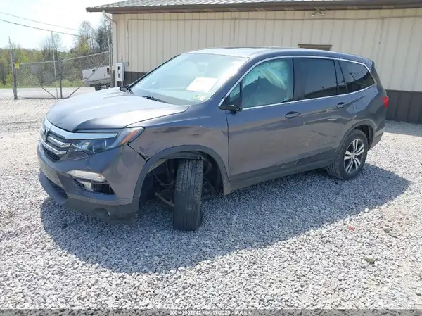 5FNYF6H52JB066721 2018 HONDA PILOT - Image 2