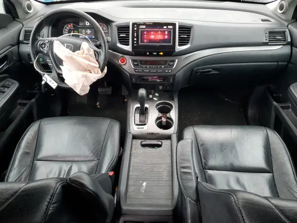 5FNYF6H52JB071367 2018 HONDA PILOT - Image 8