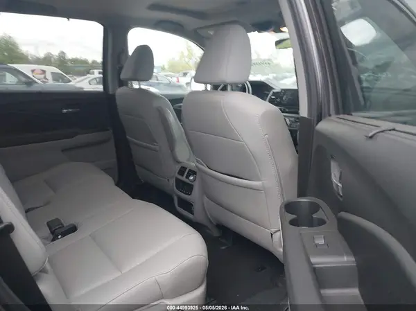 5FNYF6H52KB048365 2019 HONDA PILOT - Image 8
