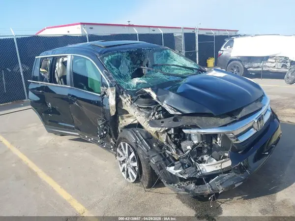 5FNYF6H52KB088655 2019 HONDA PILOT - Image 1