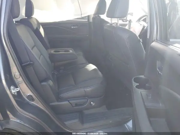 5FNYF6H52KB100691 2019 HONDA PILOT - Image 8