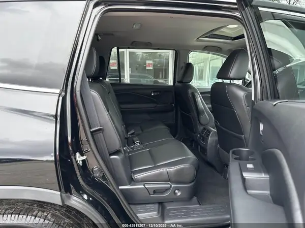 5FNYF6H52LB010426 2020 HONDA PILOT - Image 8