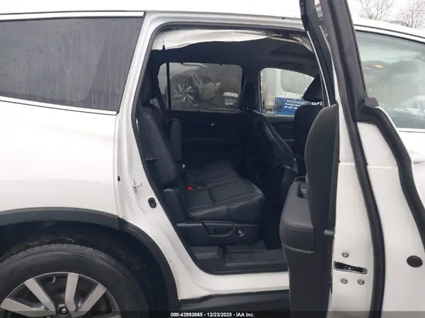 5FNYF6H52MB038146 2021 HONDA PILOT - Image 8