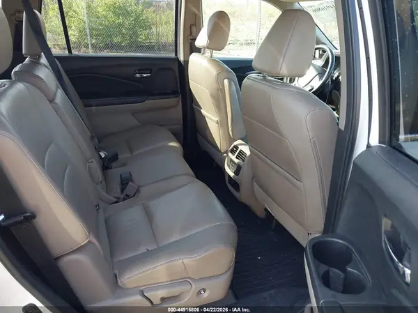 5FNYF6H53GB020484 2016 HONDA PILOT - Image 8