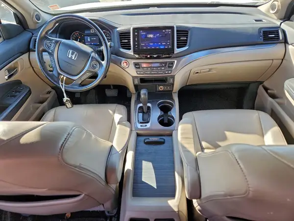 5FNYF6H53GB038743 2016 HONDA PILOT - Image 8