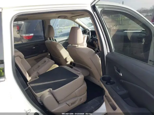 5FNYF6H53GB051475 2016 HONDA PILOT - Image 8