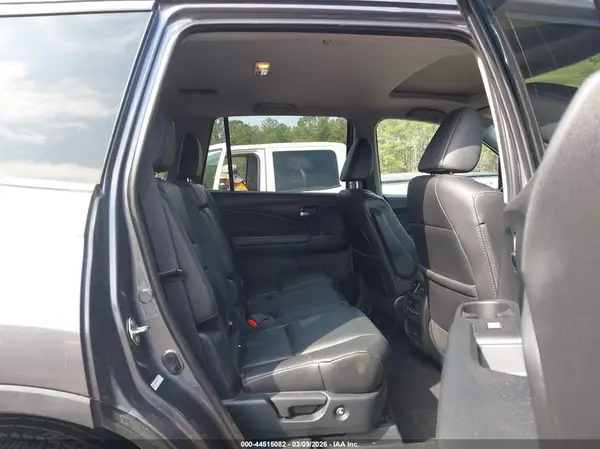 5FNYF6H53GB102117 2016 HONDA PILOT - Image 8