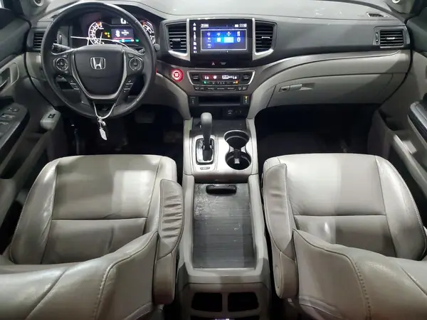 5FNYF6H53HB003881 2017 HONDA PILOT - Image 8