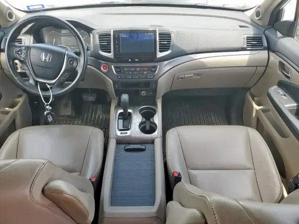 5FNYF6H53HB017019 2017 HONDA PILOT - Image 8