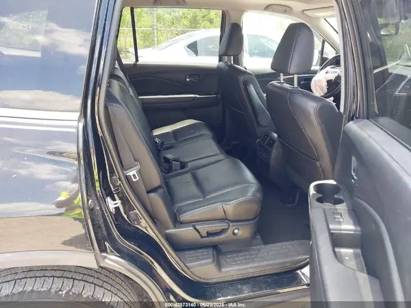 5FNYF6H53HB025394 2017 HONDA PILOT - Image 8
