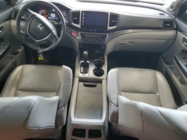 5FNYF6H53HB025590 2017 HONDA PILOT - Image 8