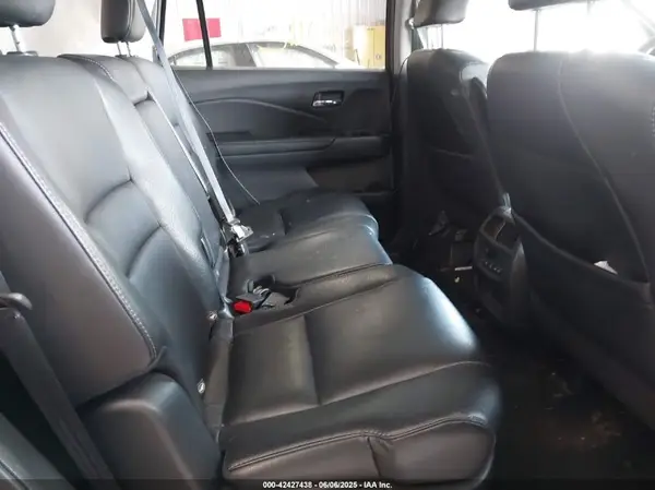 5FNYF6H53HB033625 2017 HONDA PILOT - Image 8