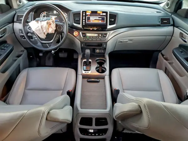 5FNYF6H53HB042793 2017 HONDA PILOT - Image 8