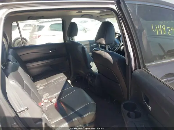 5FNYF6H53HB046469 2017 HONDA PILOT - Image 8