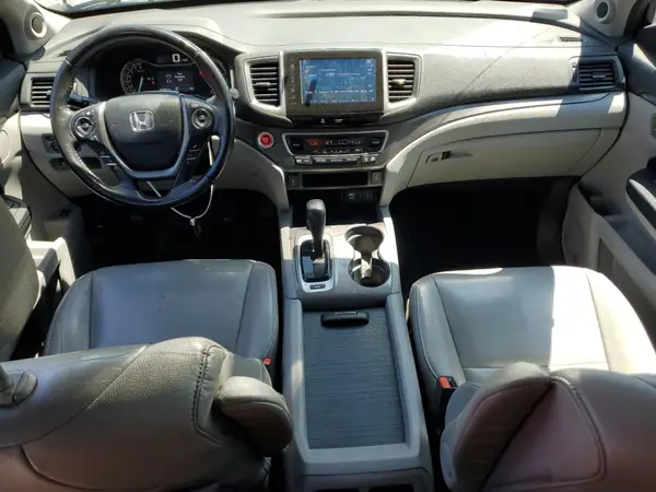 5FNYF6H53HB047475 2017 HONDA PILOT - Image 8
