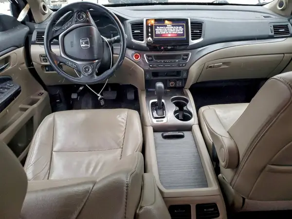 5FNYF6H53HB076734 2017 HONDA PILOT - Image 8