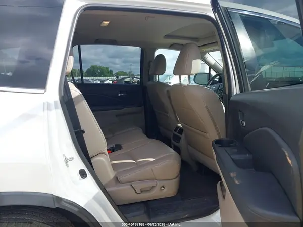 5FNYF6H53HB091993 2017 HONDA PILOT - Image 8