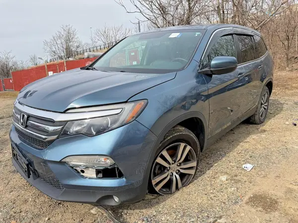 5FNYF6H53JB000095 2018 HONDA PILOT - Image 2