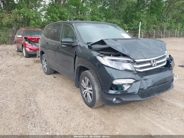 5FNYF6H53JB002056 2018 HONDA PILOT - Image 1