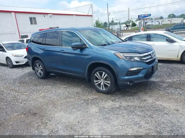 5FNYF6H53JB006219 2018 HONDA PILOT - Image 1