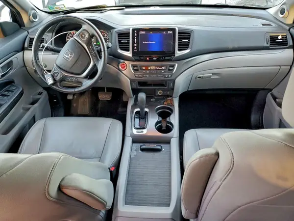 5FNYF6H53JB007550 2018 HONDA PILOT - Image 8