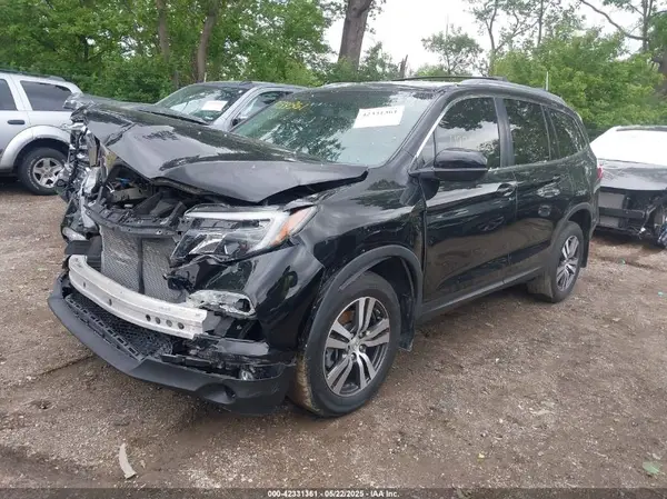 5FNYF6H53JB009282 2018 HONDA PILOT - Image 2
